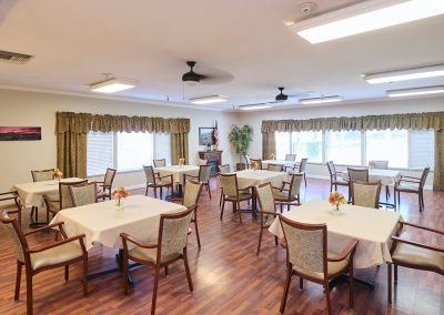 The dining room at Turlock Nursing